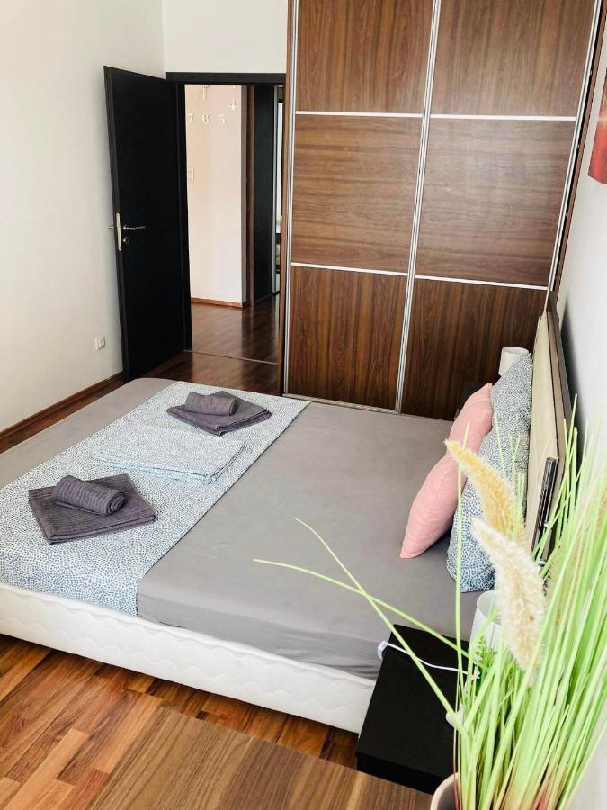 Corvin Boutique Apartment Parking In The Plaza Budapest Exterior foto